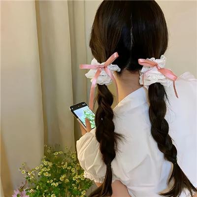 身份曝光后女秘书哭了